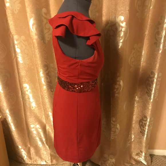 Red Cap Sleeved Short Dress NWT - Picture 2 of 4
